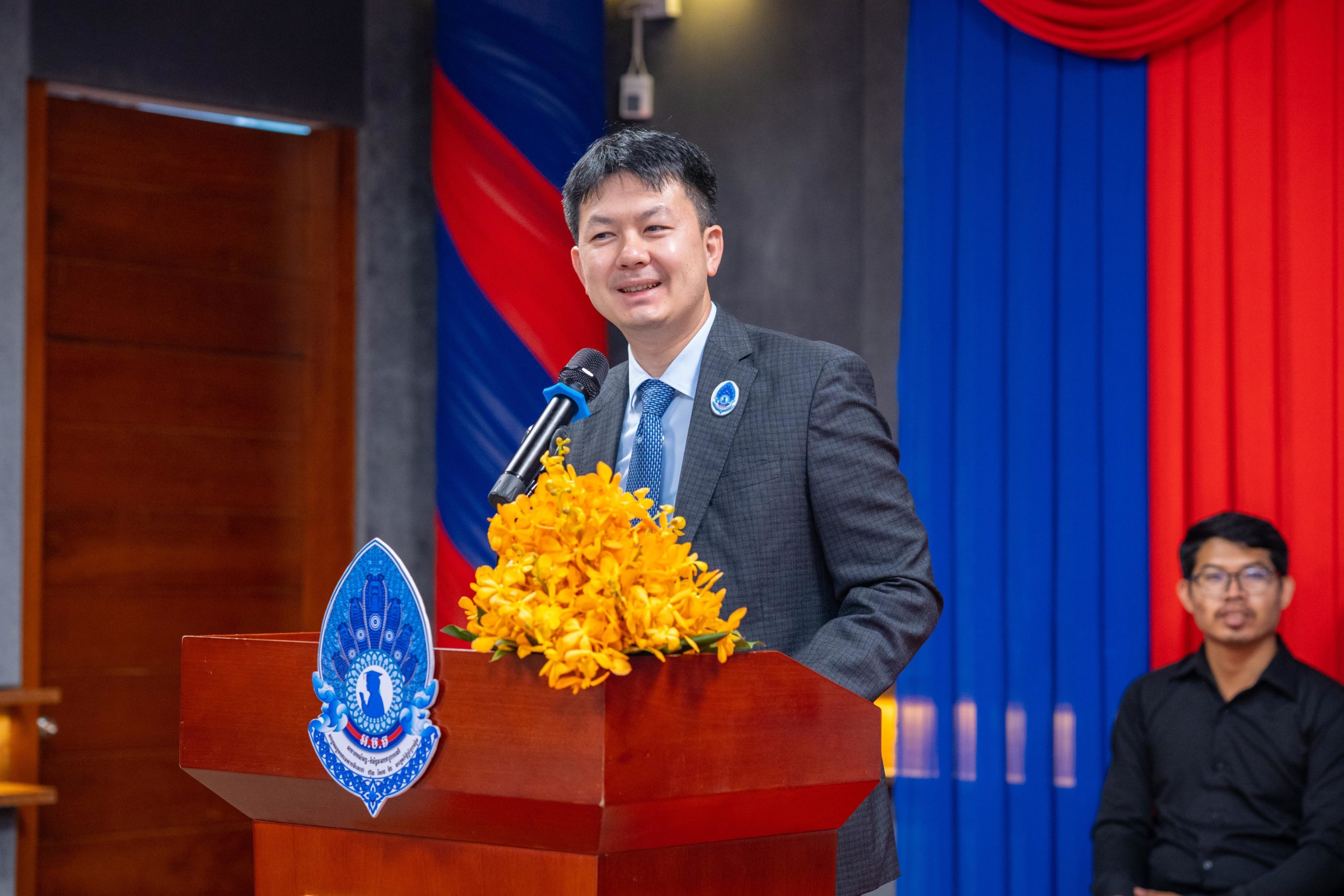 សុខ ពុទ្ធិវុធ's image